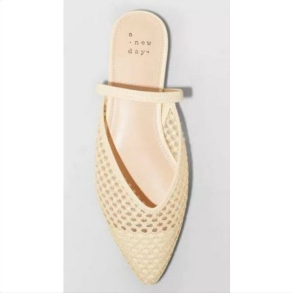 Women's Amabel Flats and Slip-Ons - A New Day - Picture 3 of 7